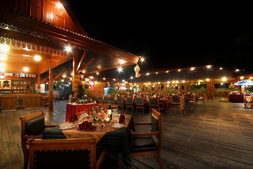 Maeyom Palace Hotel Phrae Bagian luar foto
