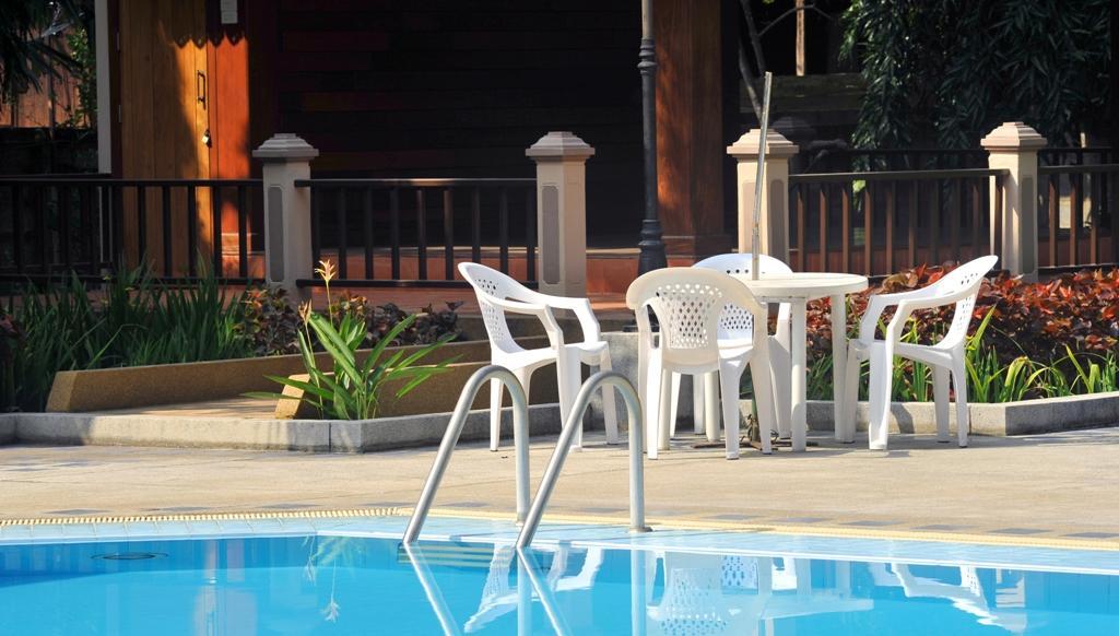 Maeyom Palace Hotel Phrae Bagian luar foto